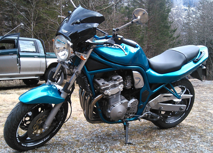 F-Series F-16 Fairing on the Suzuki® Bandit