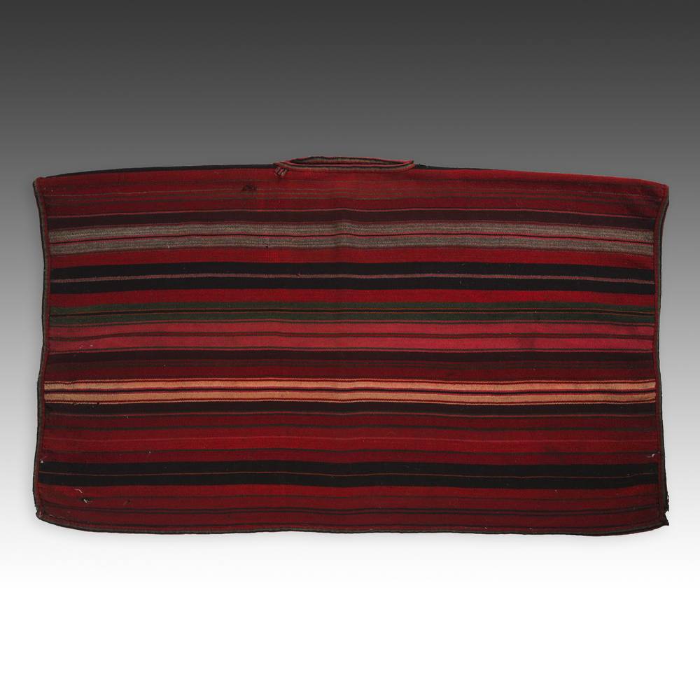 T020219-022 | Jilikat Punchu or Leader's Poncho